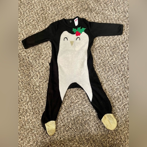 Penguin fleece sleep n play - Picture 2 of 5